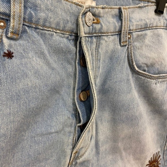 Zara Trafaluc Denim Distressed Mini Skirt. Embroidered. Blue. Large. Streetwear. - Picture 4 of 13